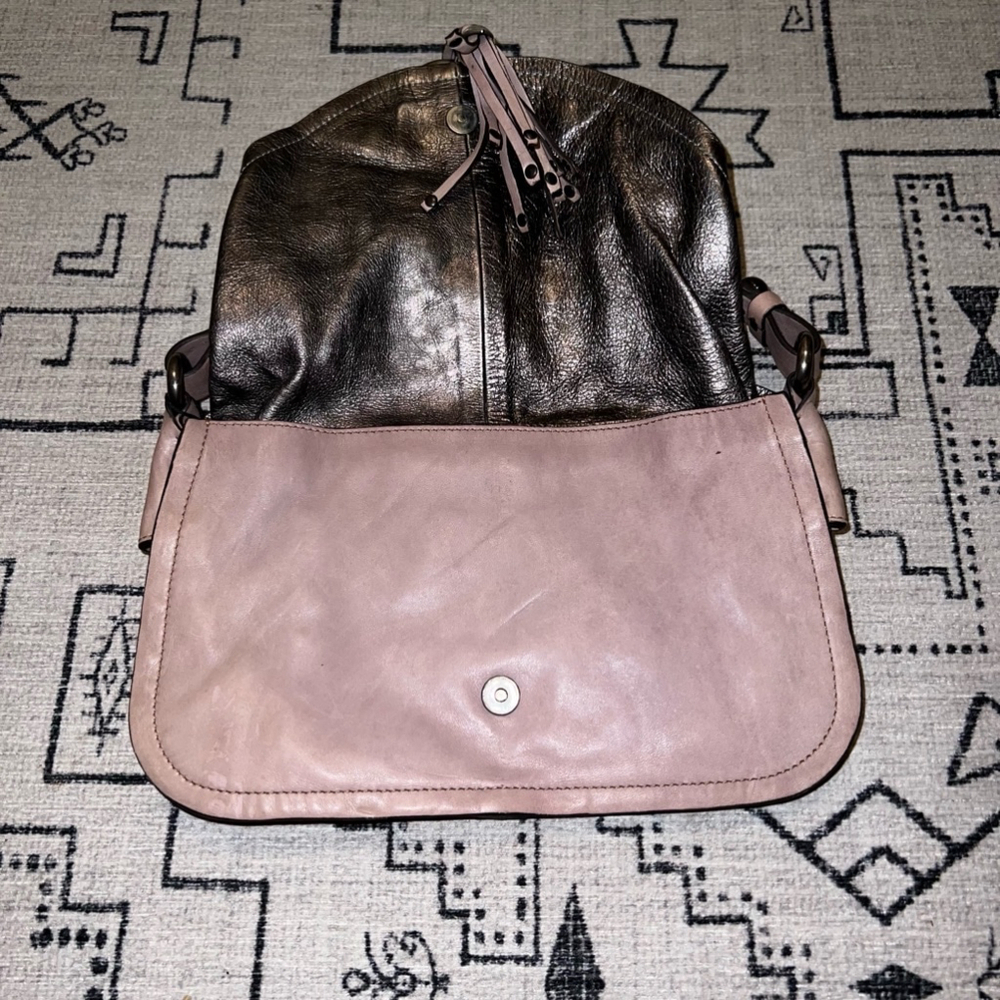 Francesco Biasia Small Pink Leather Shoulder Bag - Picture 2 of 7